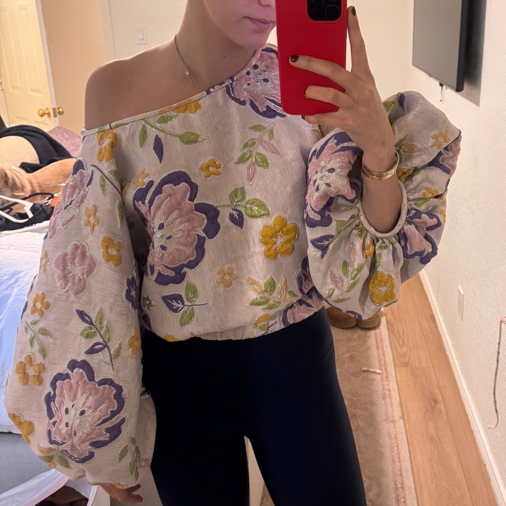 Arianne Floral Off-Shoulder Blouse in Cream and Purple